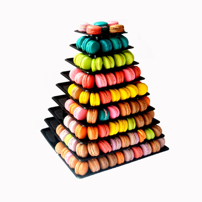 Stand de exhibición de macarrones de plástico con torre cuadrada de macarrones de 4 niveles
