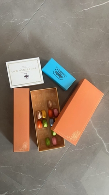 Envase de regalo de 24 macarrones personalizable Boutique para postres