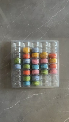Macaron 40 Caja transparente hecha a mano Envasado en bandeja de macaron Envasado en chocolate Envasado de tapa superior e inferior Envasado de pastel Proveedor