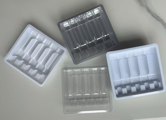 Disponible en bandeja de plástico de 1 ml de ampolla