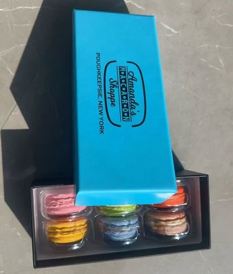 Embalaje de macarrón transparente ecológico con impresión personalizada para expositor y caja de regalo
