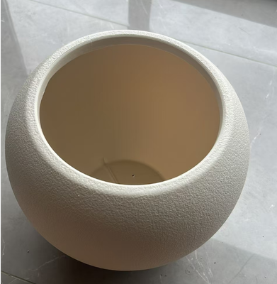PE Coated Plastic Flower Pot with Drainage Holes and Multiple Sizes for Indoor and Outdoor Plants